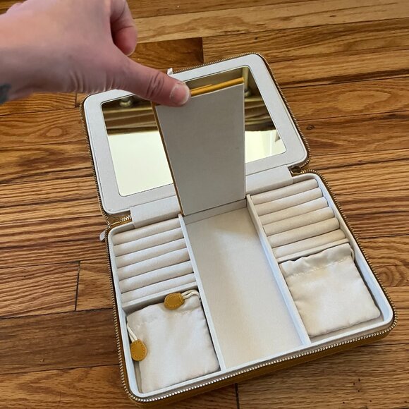 Wolf Maria Large Zip Case - Picture 4 of 6